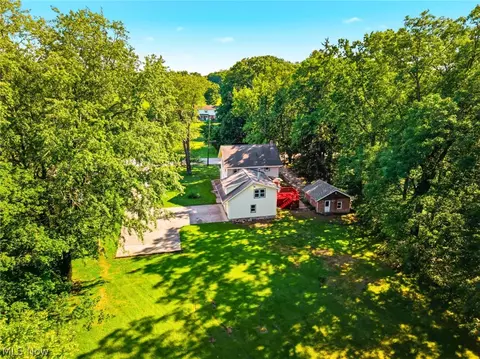 Exterior - 759 Runkle Avenue Ext, Ashtabula, OH 44004 photo 10 of 13