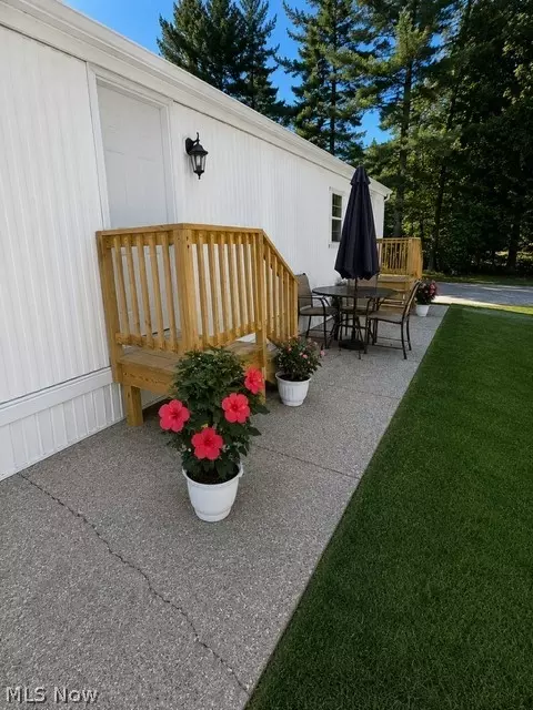 9735 Chillicothe Rd #58, Kirtland, OH 44094