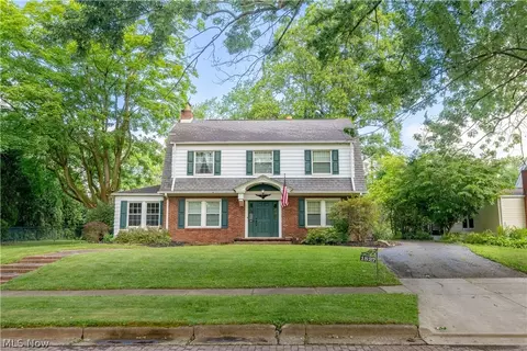 1827 Coventry Rd NE, Massillon, OH 44646