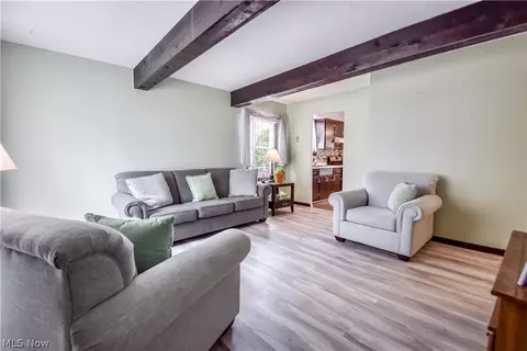 Living - 30104 Phillips Ave, Wickliffe, OH 44092 photo 2 of 3