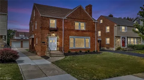 3601 Tullamore Rd, University Heights, OH 44118
