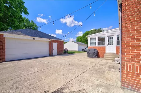 455 Ewing Rd, Boardman, OH 44512 photo 3