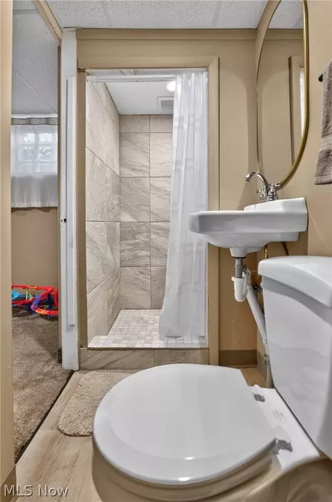 Bath - 455 Ewing Rd, Boardman, OH 44512 photo 7 of 7