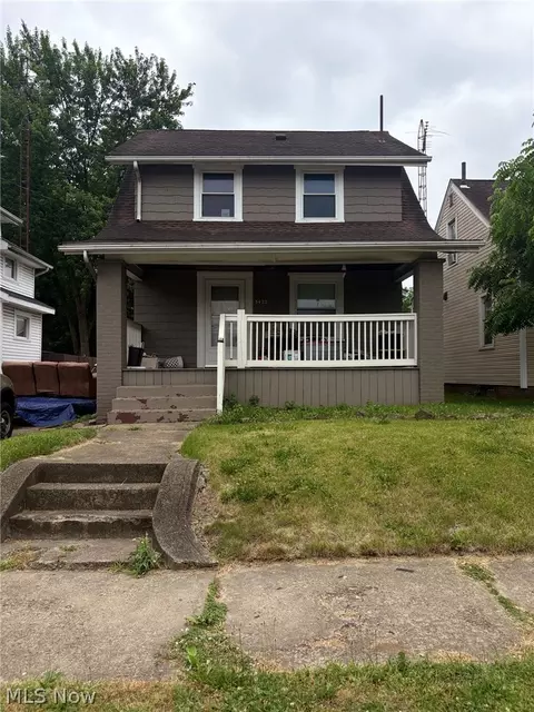 3422 11th St SW, Canton, OH 44710