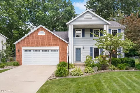 7888 Fox Run Ave NW, North Canton, OH 44720