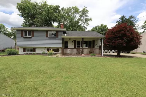 3947 Miner Dr, Brunswick, OH 44212