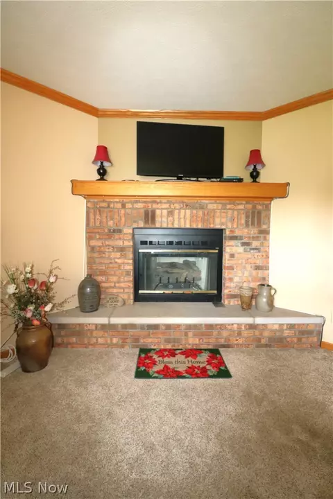 49 Executive Dr, Norwalk, OH 44857 photo 2