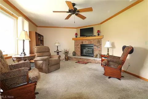 49 Executive Dr, Norwalk, OH 44857 photo 3