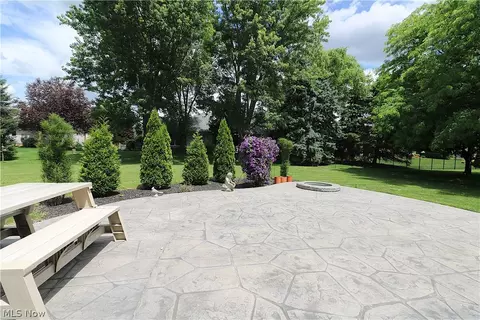 49 Executive Dr, Norwalk, OH 44857 photo 21