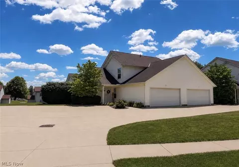 1551 Olympus Dr, Kent, OH 44240