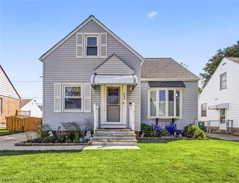 285 E 327th, Willowick, OH 44095