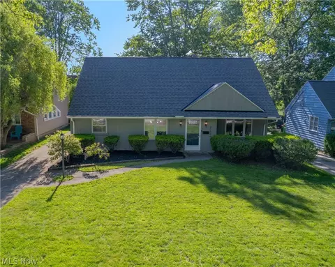 25524 Chatworth, Euclid, OH 44117