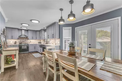 Kitchen - 40087 Hope Ct, Elyria, OH 44035 photo 1 of 5