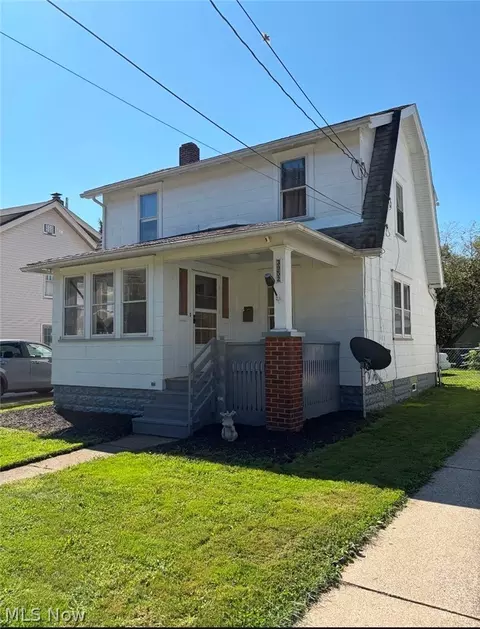 3952 Eleanor St, Mogadore, OH 44260