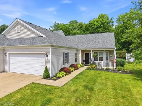 3441 Heron Ct, Aurora, OH 44202