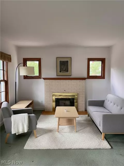 Living - 3317 Wilson Ave, Ashtabula, OH 44004 photo 5 of 9