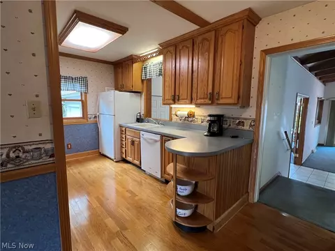 Kitchen - 3317 Wilson Ave, Ashtabula, OH 44004 photo 3 of 3