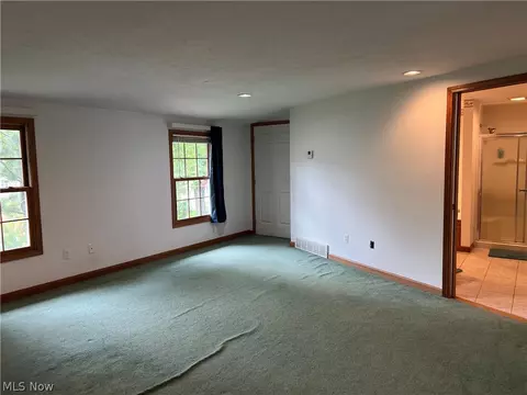 Bedroom - 3317 Wilson Ave, Ashtabula, OH 44004 photo 2 of 9