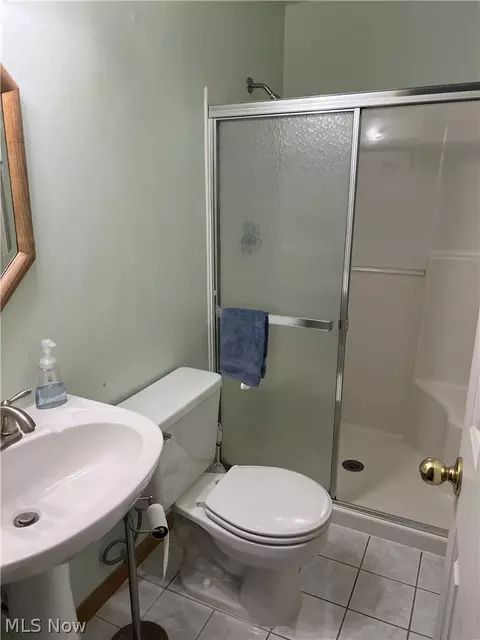 Bath - 3317 Wilson Ave, Ashtabula, OH 44004 photo 6 of 6