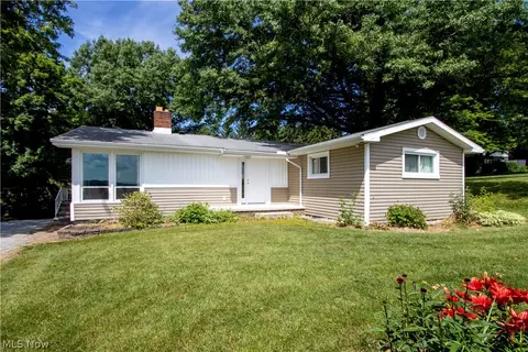 11018 N Mt Eaton Rd, Marshallville, OH 44645
