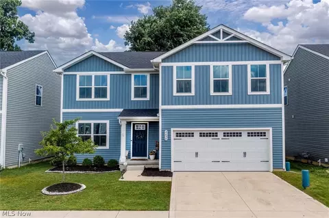 4636 Erhart Dr, Lorain, OH 44053