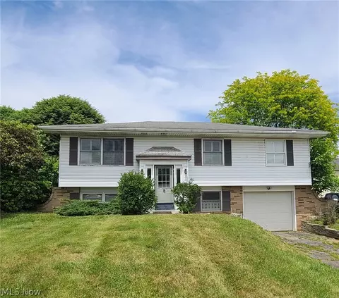 50435 Cindy Dr, Saint Clairsville, OH 43950