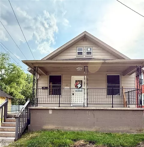 1 Hickory Ave, Moundsville, WV 26041