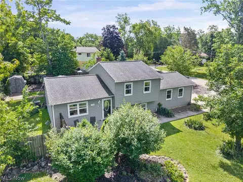 1525 Mckinley Ave, Brunswick, OH 44212