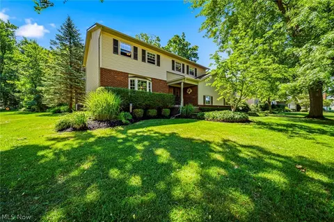 7088 S Meadow Dr, Concord Twp, OH 44077