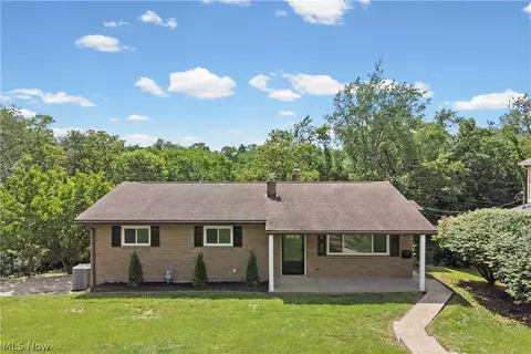 2955 Linda Way, Steubenville, OH 43952