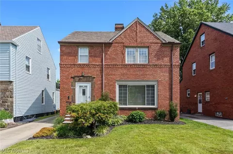 3953 Bushnell Rd, University Heights, OH 44118