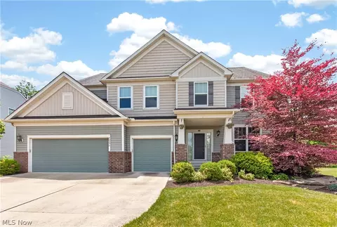 20296 Ennis Dr, Strongsville, OH 44149