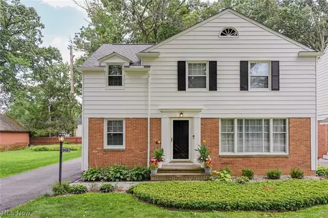 19406 Scottsdale Blvd, Shaker Heights, OH 44122
