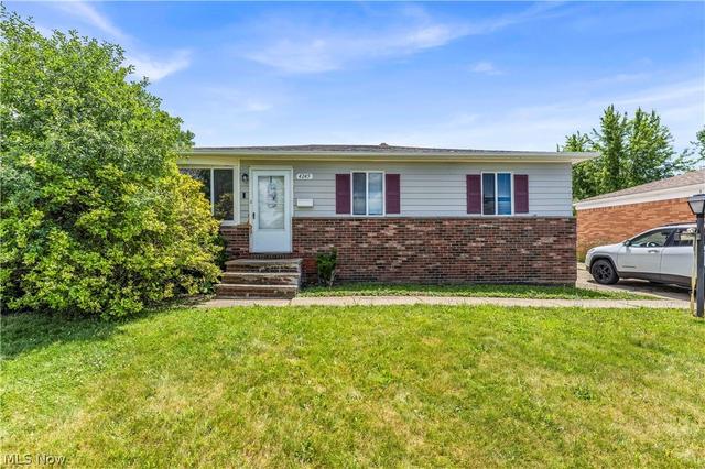 4245 E 177th Pl, Cleveland, OH 44128