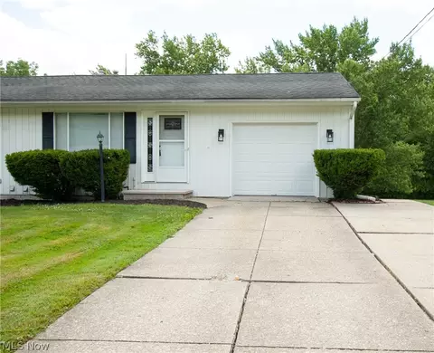 9862 Fair Rd, Strongsville, OH 44149