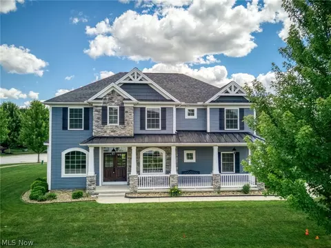2473 Westwood Cir, Hudson, OH 44236