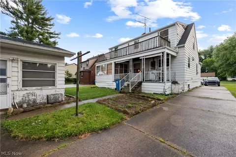 Exterior - 406 Root Rd, Lorain, OH 44052 photo 4 of 6
