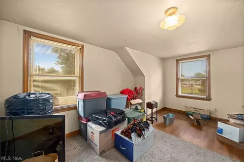 Bedroom - 406 Root Rd, Lorain, OH 44052 photo 9 of 12