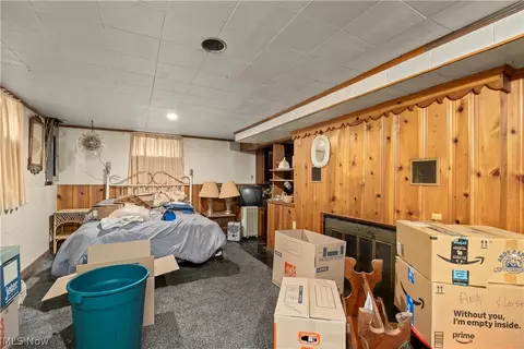 Bedroom - 406 Root Rd, Lorain, OH 44052 photo 11 of 12