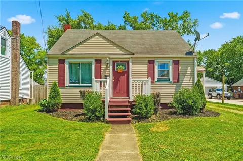 222 Genoa Ave SW, Massillon, OH 44646
