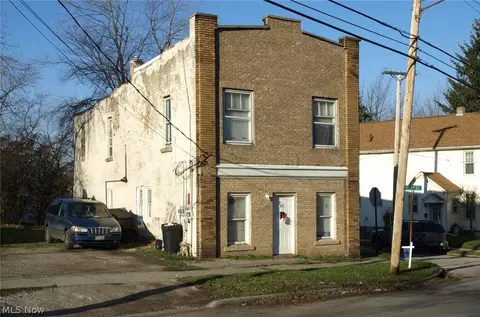 903 Columbus Ave, Ashtabula, OH 44004