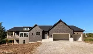 531 Gentlebrook Blvd SW, Hartville, OH 44632