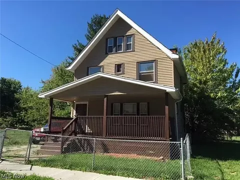 1026 E 148th St, Cleveland, OH 44110