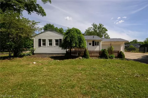 2950 Stanton Ave NW, Massillon, OH 44647