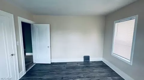 Bedroom - 407 Korman Ave NE, Massillon, OH 44646 photo 3 of 5