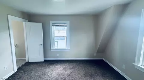 Bedroom - 407 Korman Ave NE, Massillon, OH 44646 photo 2 of 5
