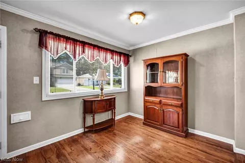 30892 Harrison Rd, Wickliffe, OH 44092 photo 10