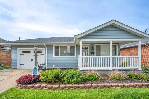 30892 Harrison Rd, Wickliffe, OH 44092
