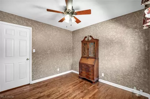 30892 Harrison Rd, Wickliffe, OH 44092 photo 18