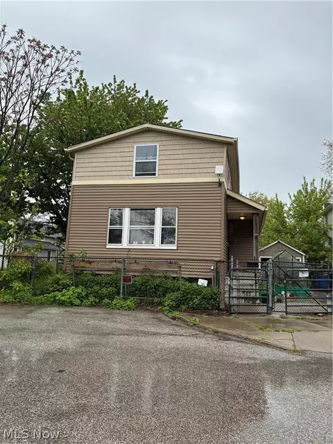 5900 Lawn Ave, Cleveland, OH 44102